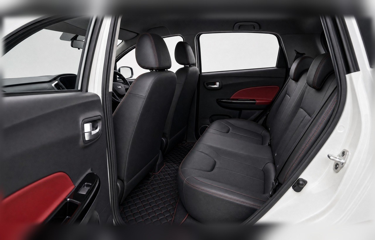 WOX Nova One rear seating